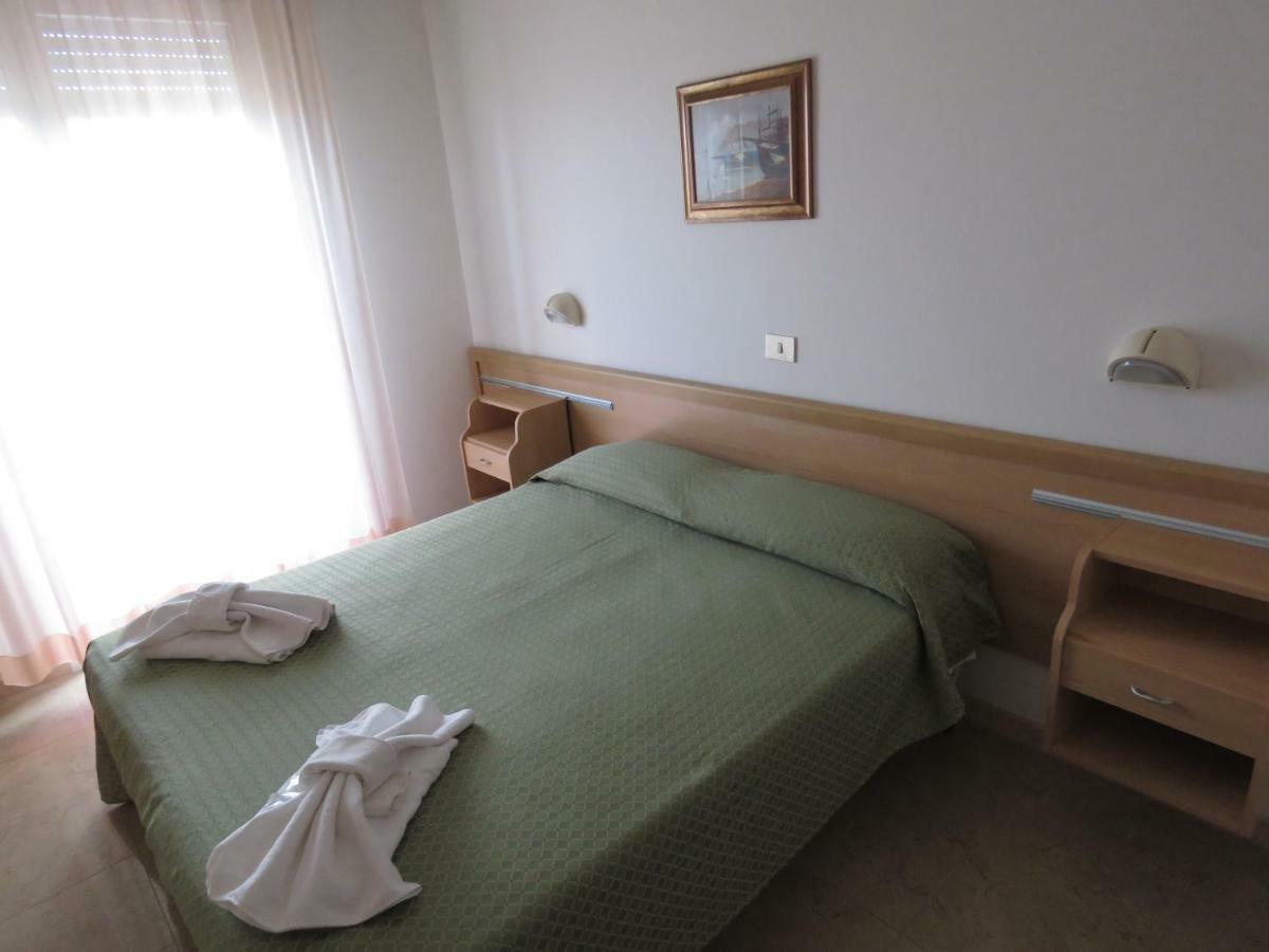 Hotel Cliff ريميني المظهر الخارجي الصورة