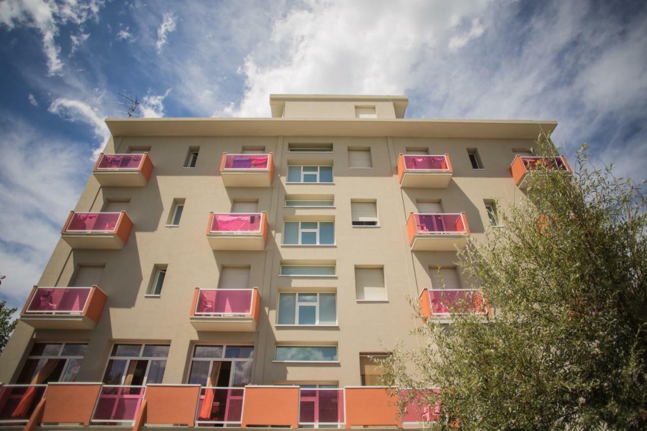 Hotel Cliff ريميني المظهر الخارجي الصورة